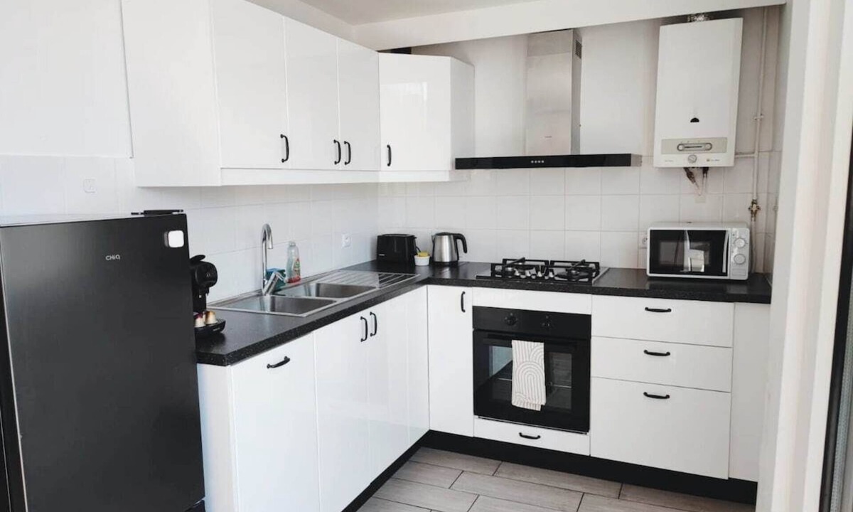 Bobigny Apartment | Cosy and modern flat