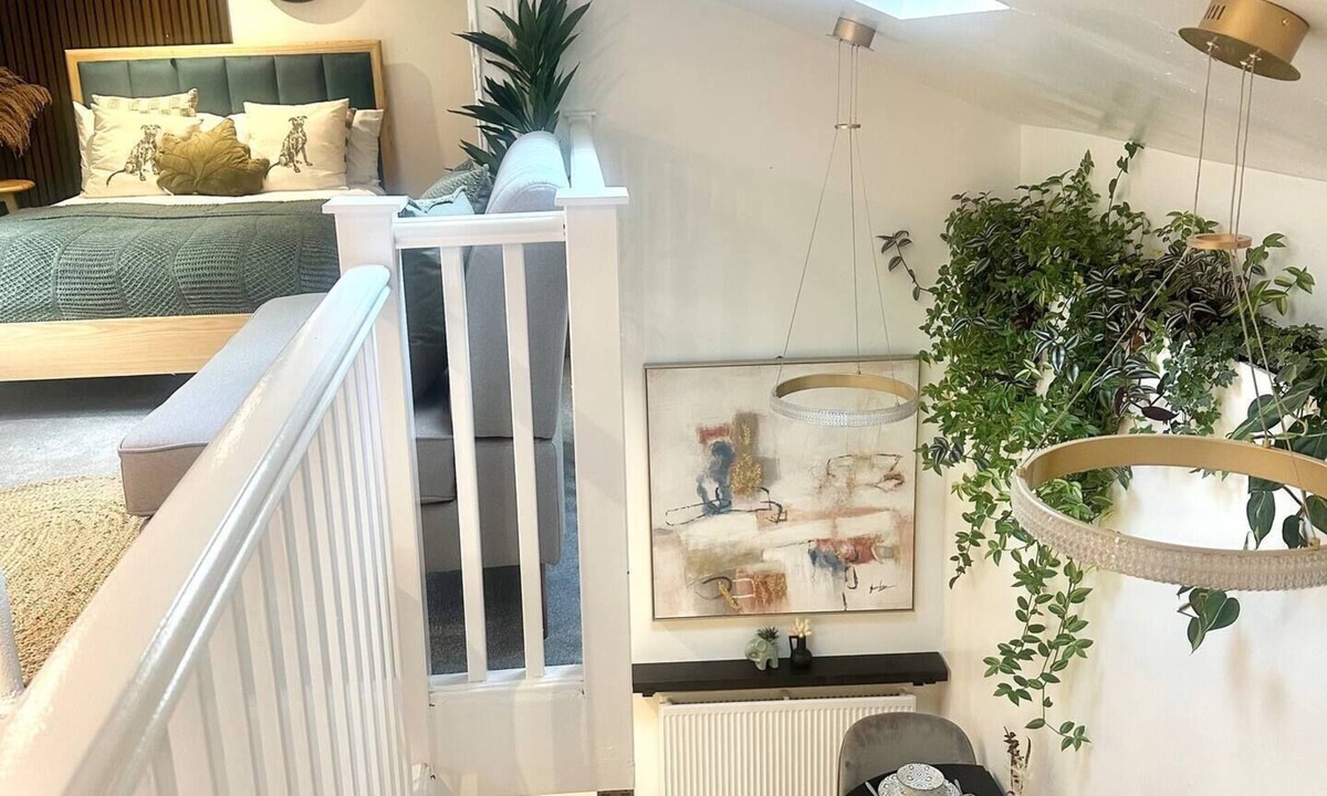 Trowbridge Apartment | Cosy and Stylish Studio Apartmentn