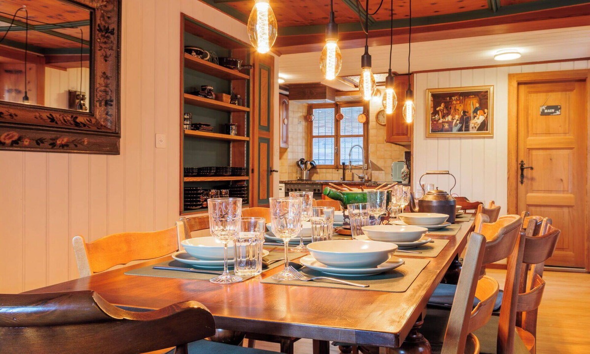 Les Mayens-de-Sion Apartment | Cosy apartment for 8 people with WIFI, TV and balcony