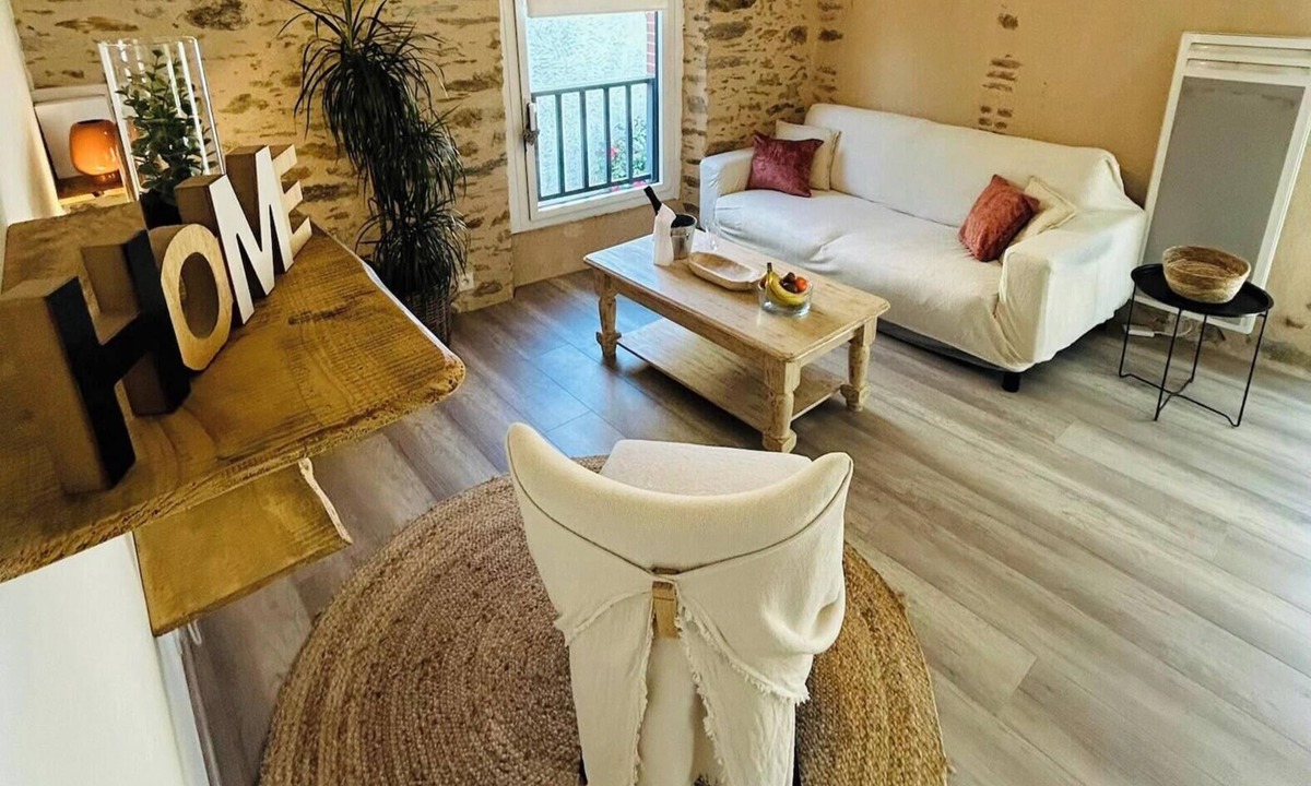 Le Boupere Apartment | Cosy apartment 16 minutes from Puy du Fou
