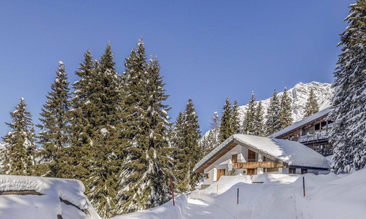 Mesocco Apartment | Cosy apartment for 3 people with WIFI, TV, patio and pets allowed