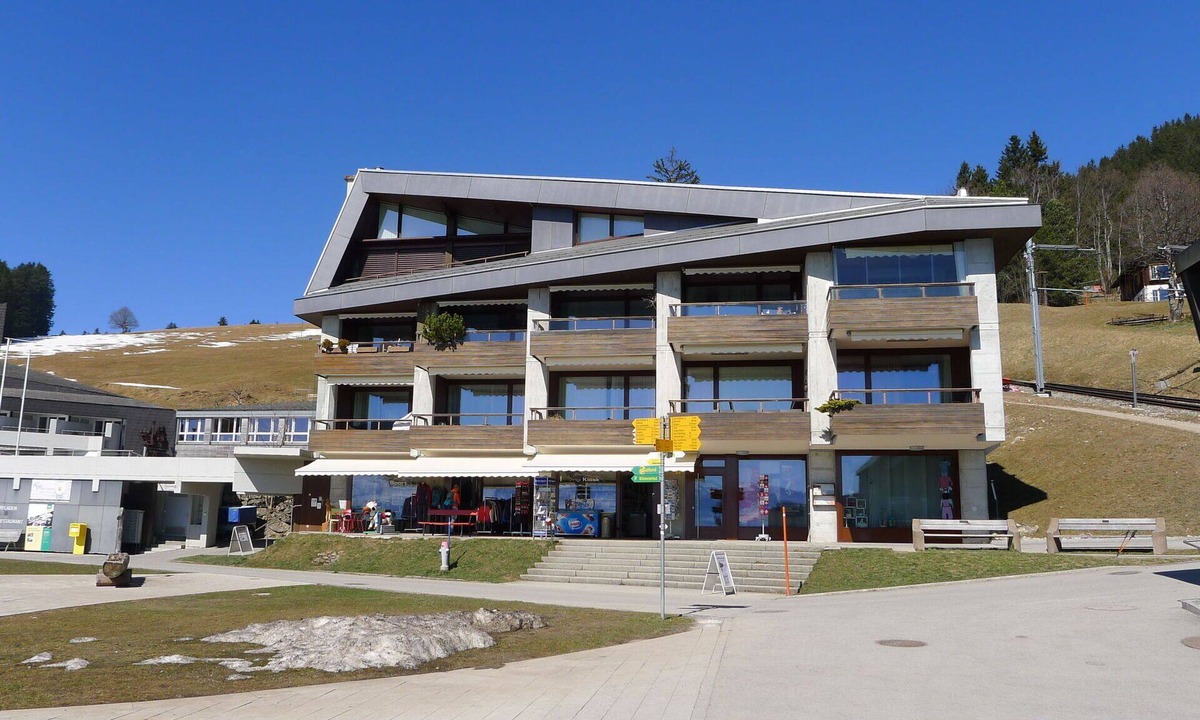 Rigi Kaltbad Apartment | Cosy apartment for 3 people with WIFI, TV, balcony and panoramic view