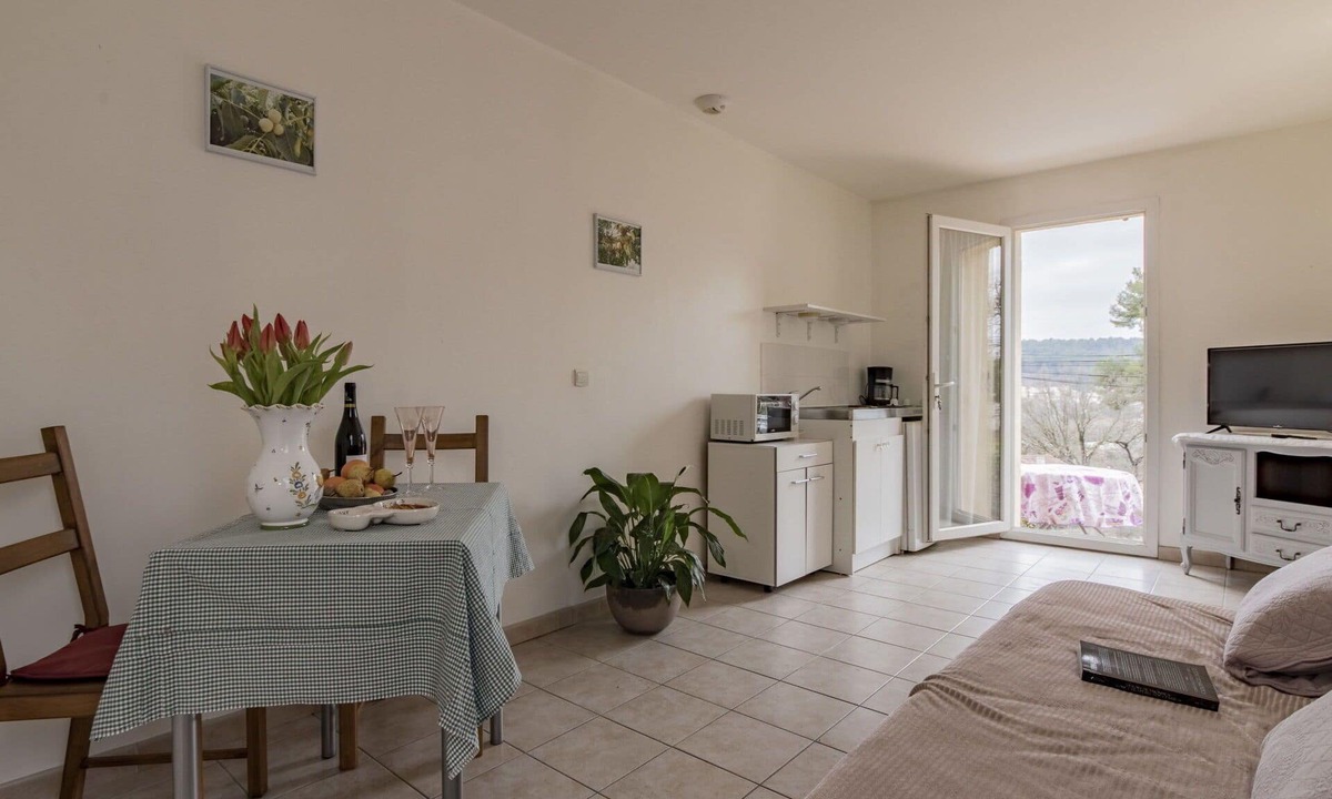 Biver Apartment | Cosy apartment for 2 people with WIFI, TV, terrace and panoramic view