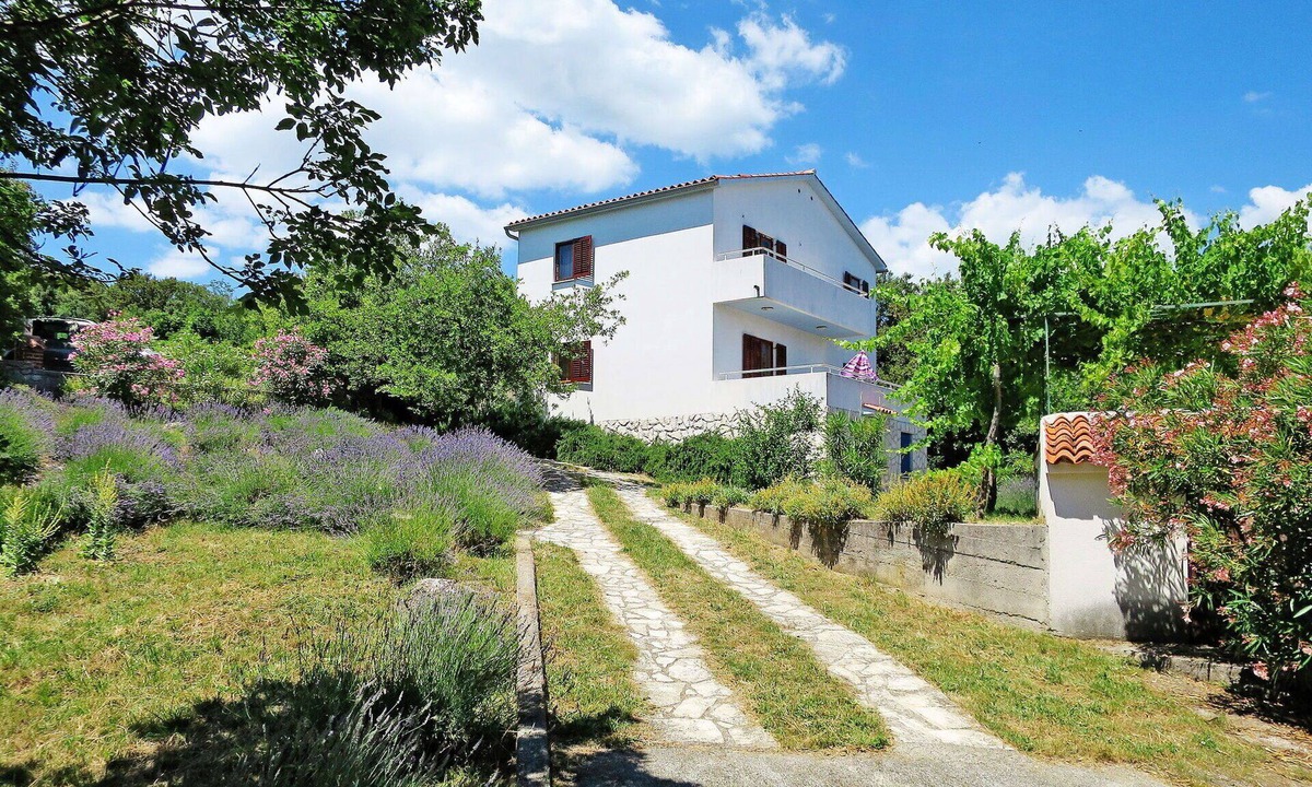 Gondolici House | Cosy apartment in villa for 10 guests with WIFI, TV, terrace and pets allowed