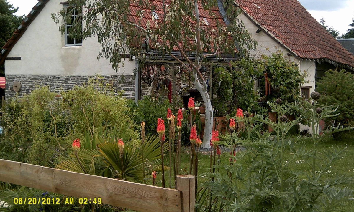 Saint-Clair-sur-l'Elle Cottage | Cosy barn conversion ideal location for all normandie tourist attractions