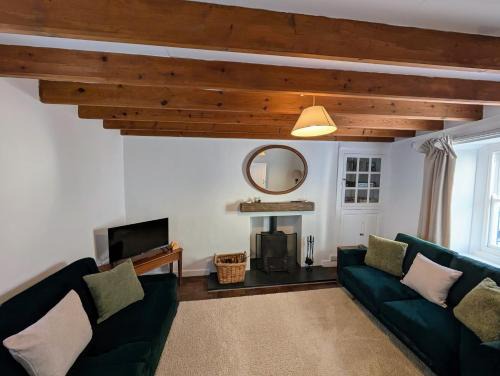 Cawsand House | Cosy Beach Cottage - Cawsand
