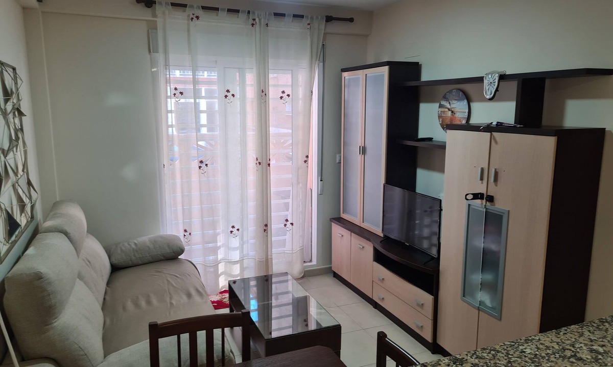 Plaza De La Costera Apartment | Cosy beach flat (ground floor) with terrace, AC, Heating and fast WiFi