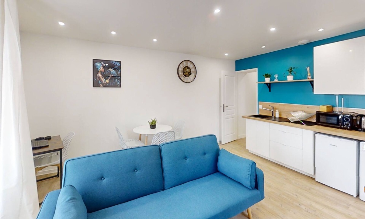 Le Mee-sur-Seine Apartment | Cosy Blue Lagoon Apartment Melun Riverside