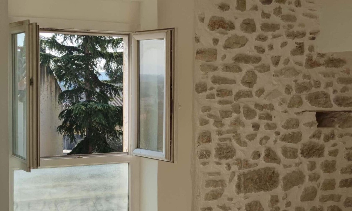 Chateauneuf-de-Gadagne Apartment | Cosy, bright apartment overlooking the Luberon