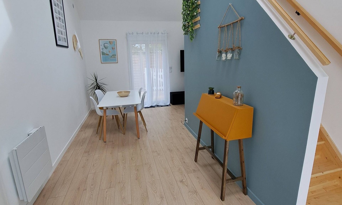 Mordelles House | Cosy, bright house close to amenities in Mordelles