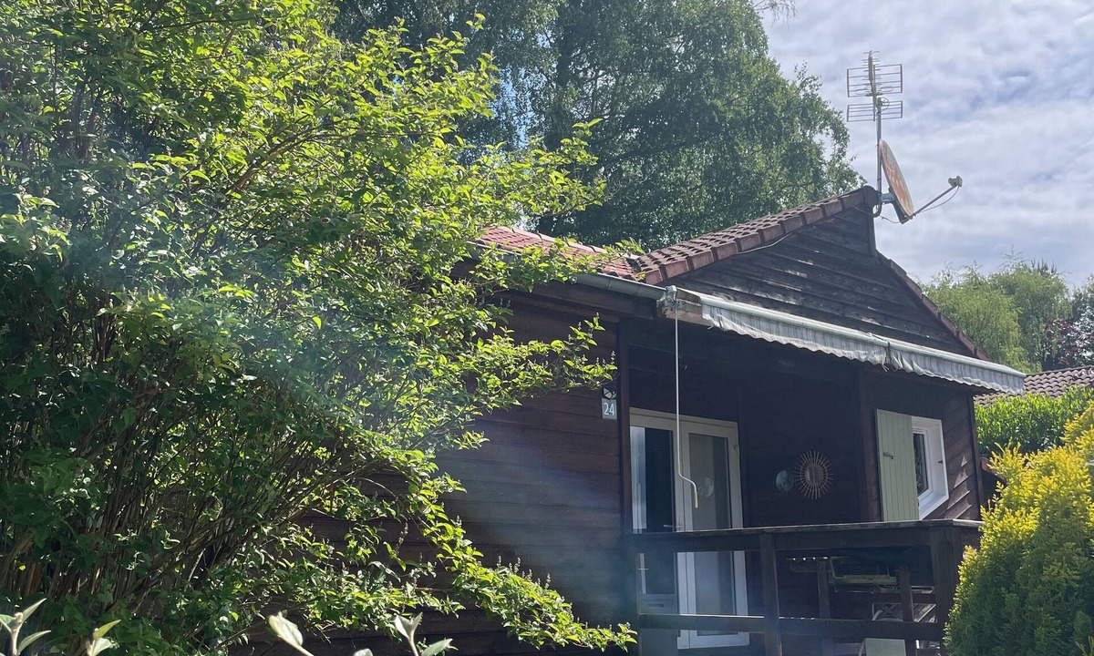 Saint-Remy-Sur-Durolle House | Cosy chalet