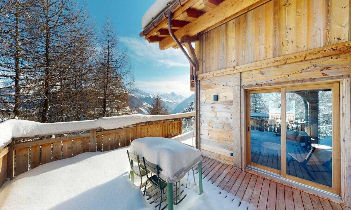 Vex Ski Chalet | Cosy chalet in Vex with balcony