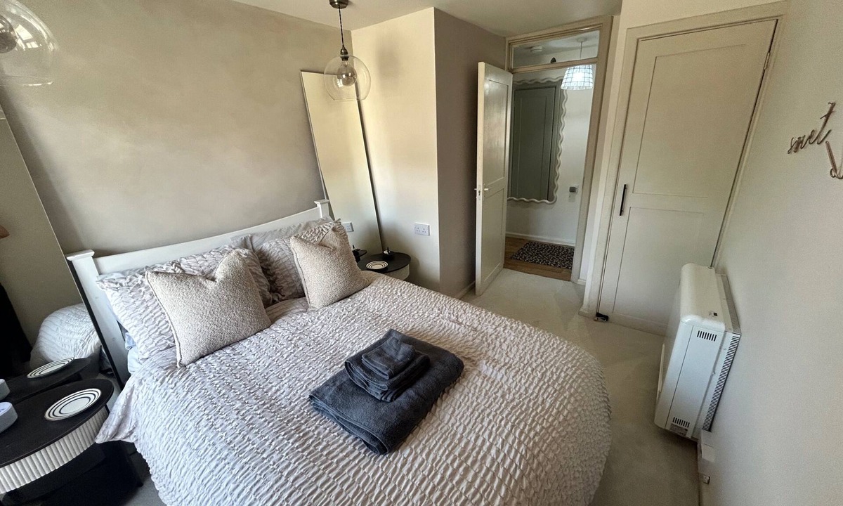 Chichester Apartment | Cosy Chichester Apartment