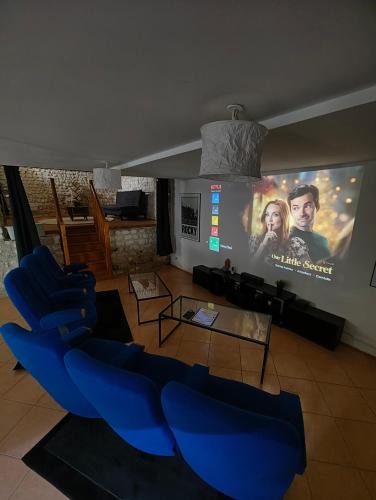 Pont-de-L'Arche Apartment | Cosy Ciné 8