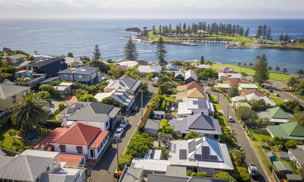 Kiama House | Cosy coastal cottage