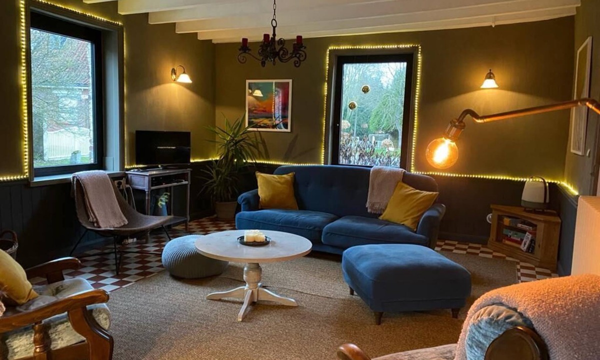 Erin Other | Cosy country getaway. Great for walking and relaxing. Pet-friendly.