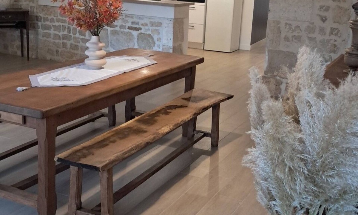 Lucon House | Cosy country house