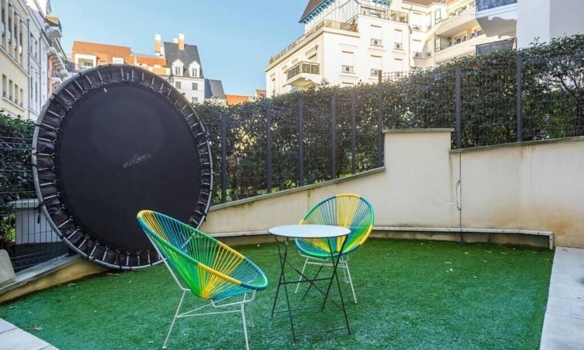 Le Plessis-Robinson Apartment | Cosy F3 with private terrace - Plessis-Robinson - 20 min. Paris