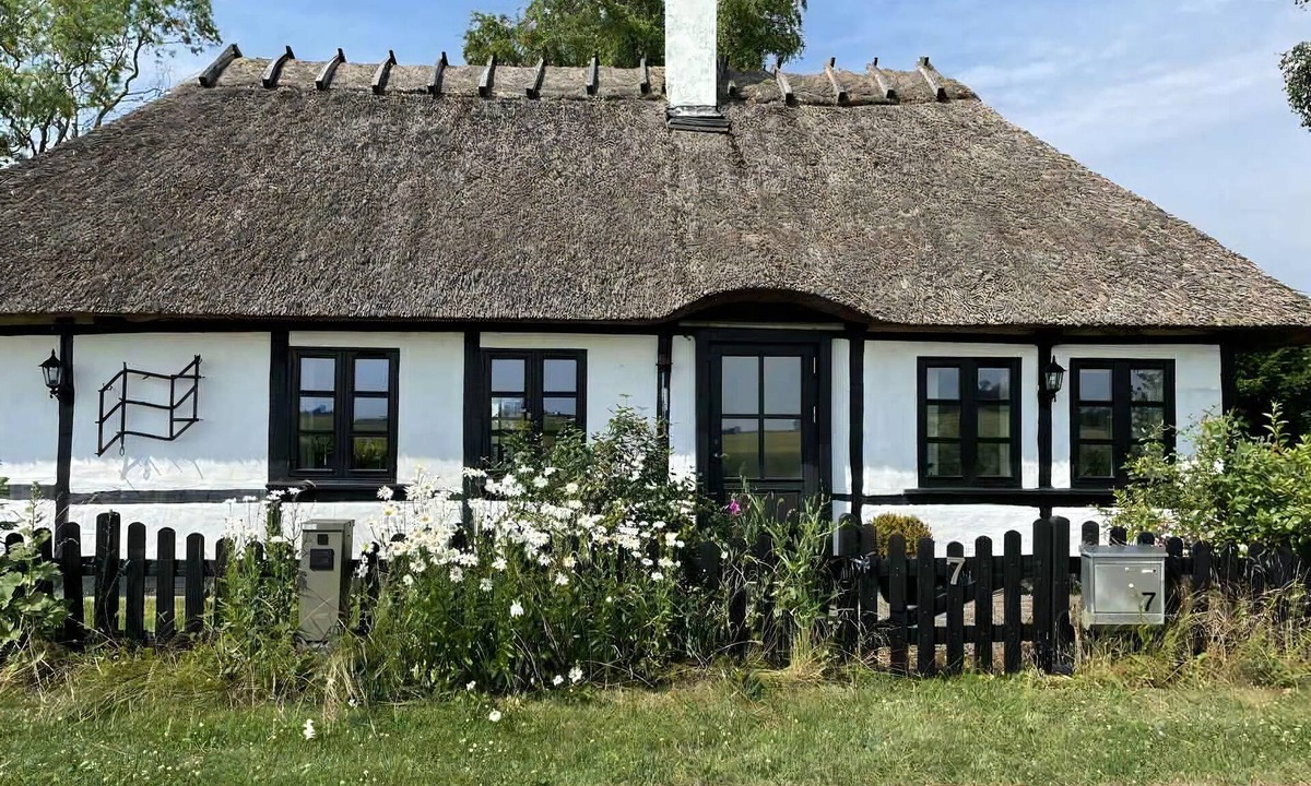 Errindlev House | Cosy half-timbered house on Lolland