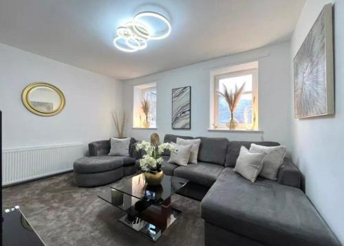 Stirling House | Cosy Hideaway