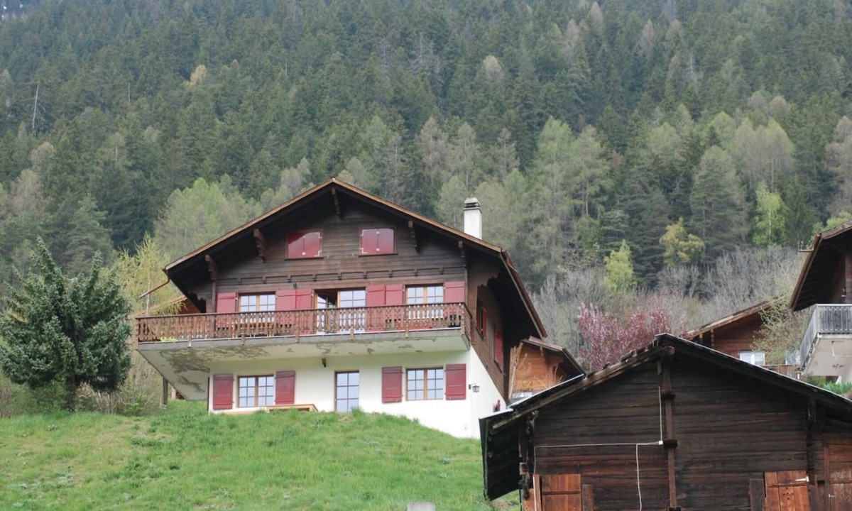 Fiesch Apartment | Cosy holiday flat in Fiesch