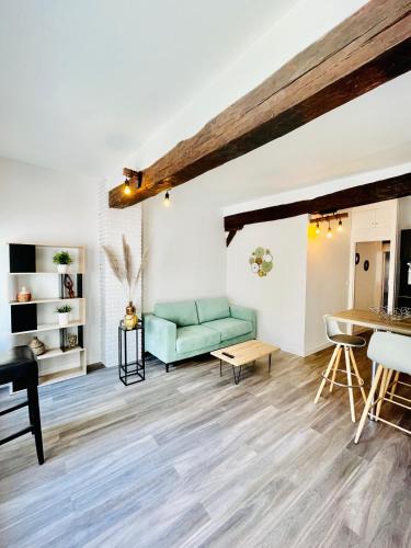 Chartres Apartment | Cosy Home Muret