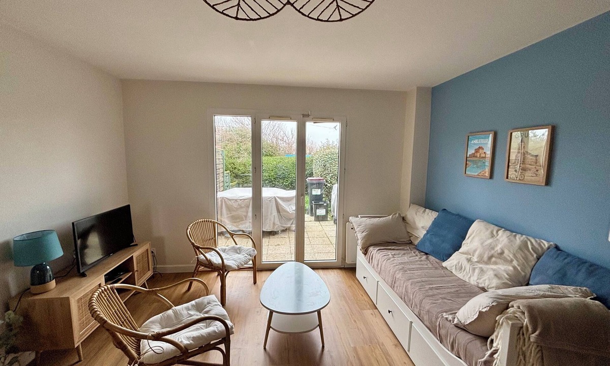 Ambleteuse House | Cosy house 100m from the beach 🌊 ☀️ + garden with barbecue 🔥🥩🍗