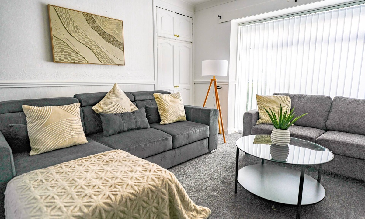 Bathgate House | Cosy House in Bathgate