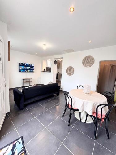Tonneins Apartment | Cosy - Lumineux - Parking devant - Fibre