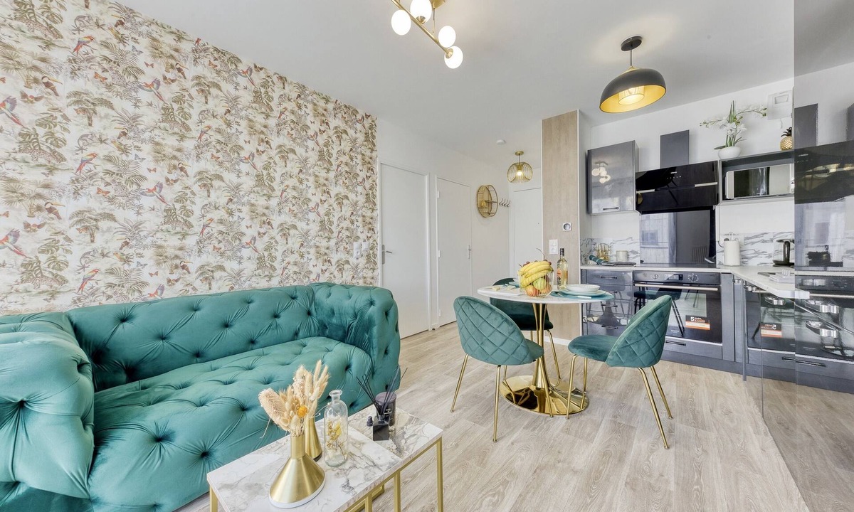Melun Apartment | Cosy Melun
