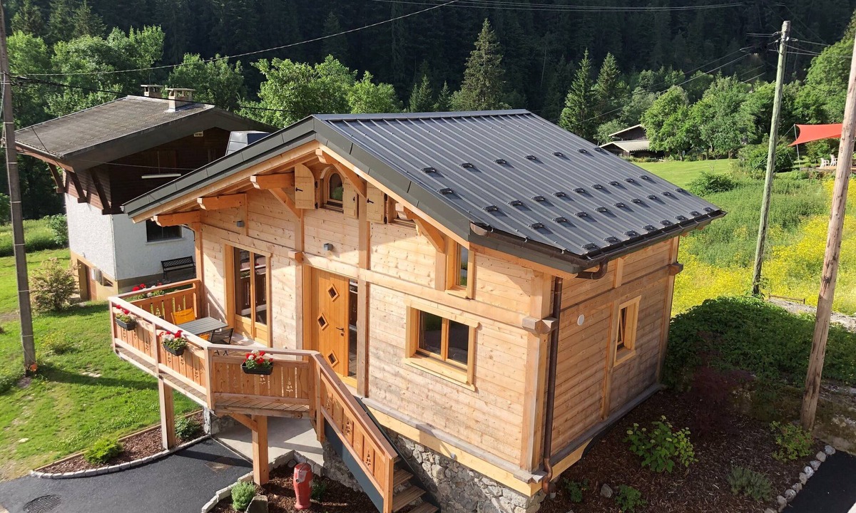 Seytroux Ski Chalet | Cosy, modern chalet with mountain views