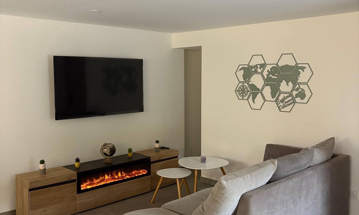 Carsac-Aillac Apartment | Cosy one-storey apartment