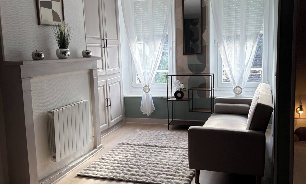 Saint-Florentin House | Cosy, quiet house