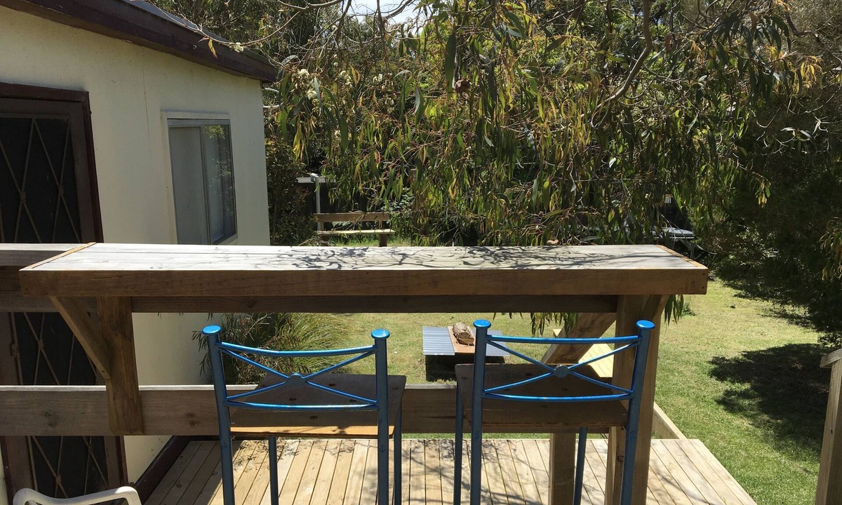 Walkerville House | Cosy, quiet, simple.