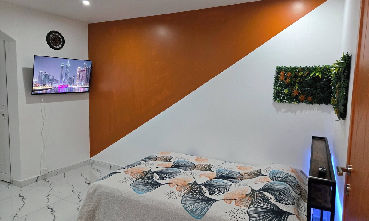 Bourgoin-Jallieu Apartment | Cosy renovated studio - Comfort & convenience