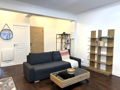 Sourdeval Apartment | Cosy rental - Normandy