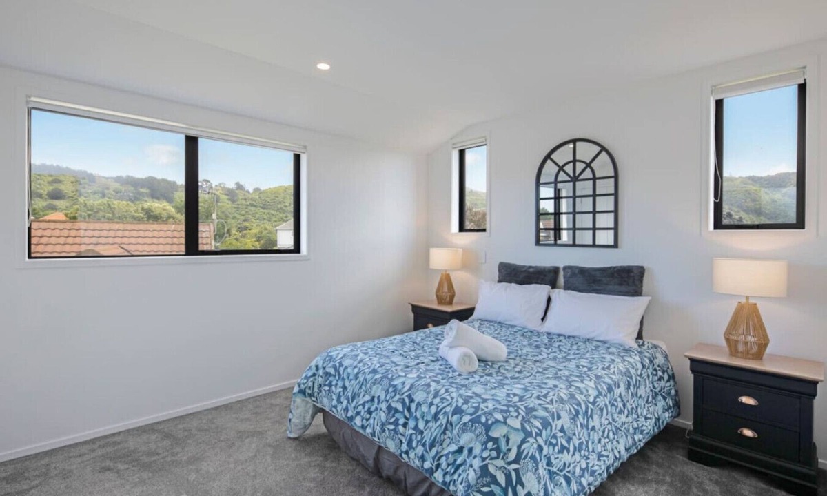 Lower Hutt Apartment | Cosy Retreat at Biddle Crescent