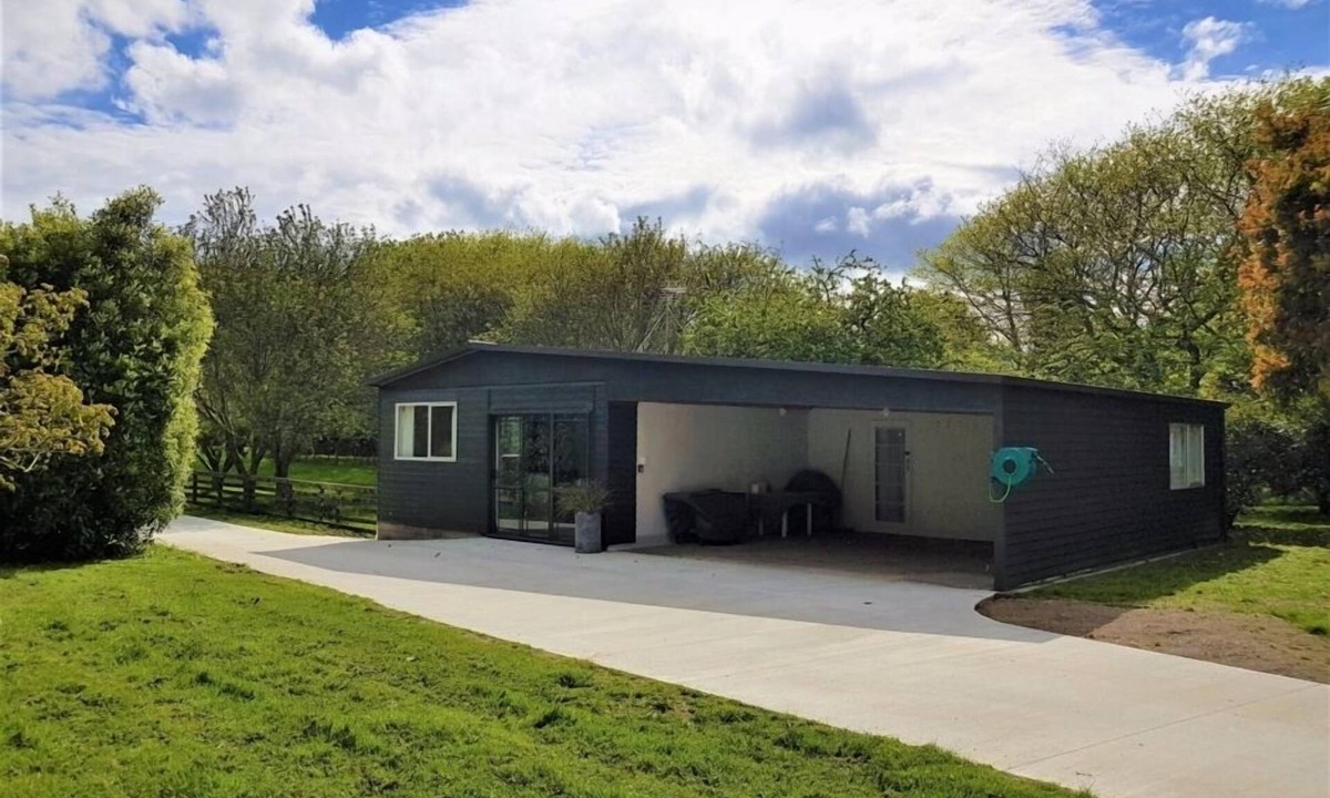 Rotorua Cottage | Cosy, self contained unit.