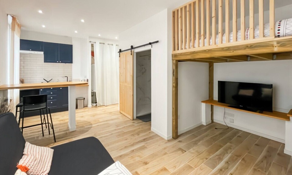 La Fuye-Velpeau Apartment | Cosy studio, 2 steps from Tours train station