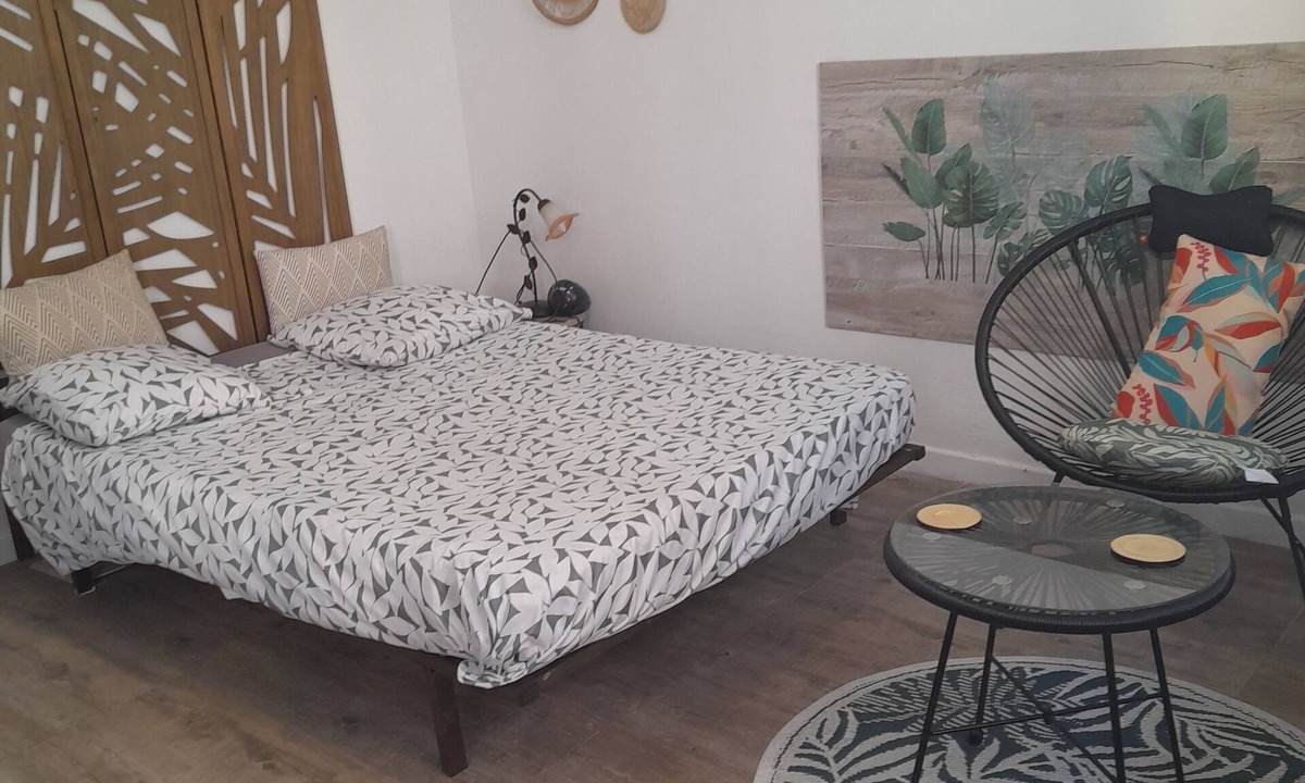 Lemasson Apartment | Cosy studio 23 m2, quiet, pk, wifi