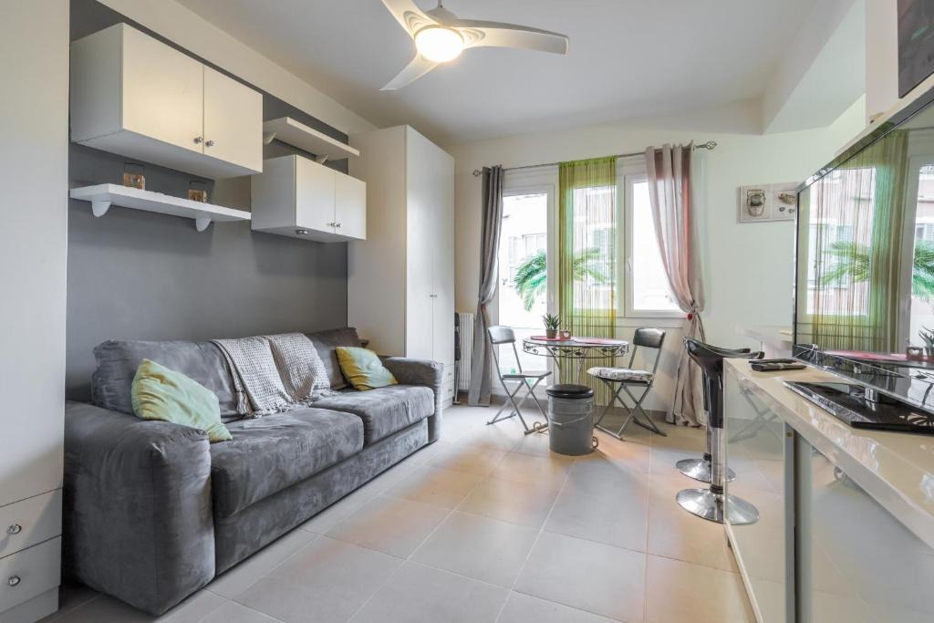Quartier du Port Apartment | Cosy Studio at Nice Port