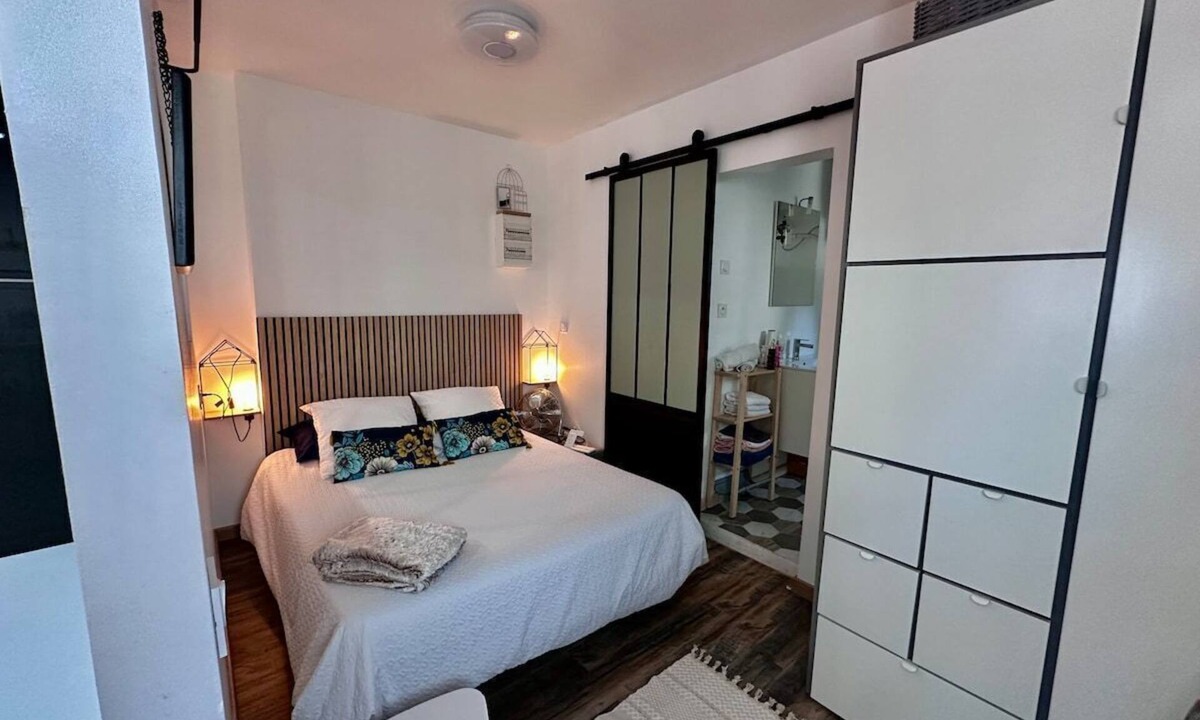 Le Thillay Apartment | Cosy studio Paris CDG/Astérix/Paris/ParcExpo