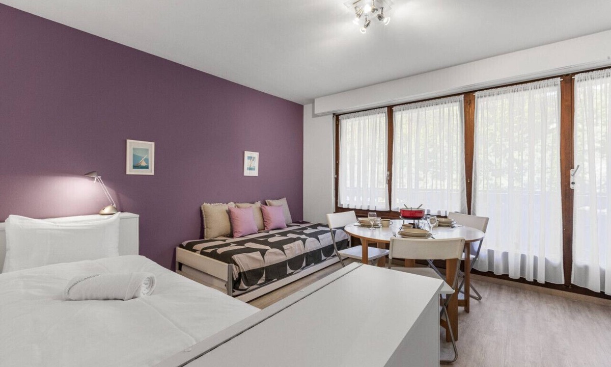 Chermignon Apartment | Cosy studio with terrace