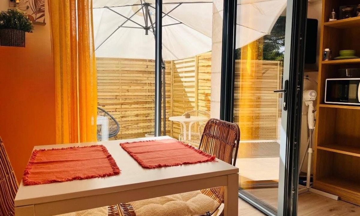 Luzille Apartment | Cosy studio with garden - "Le Luhana
