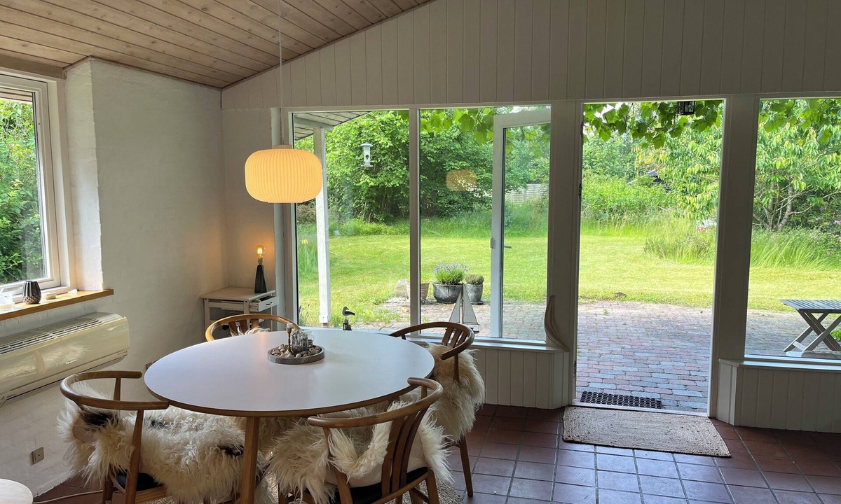 Knebel House | Cosy Summer Cottage glose to sandy Beach