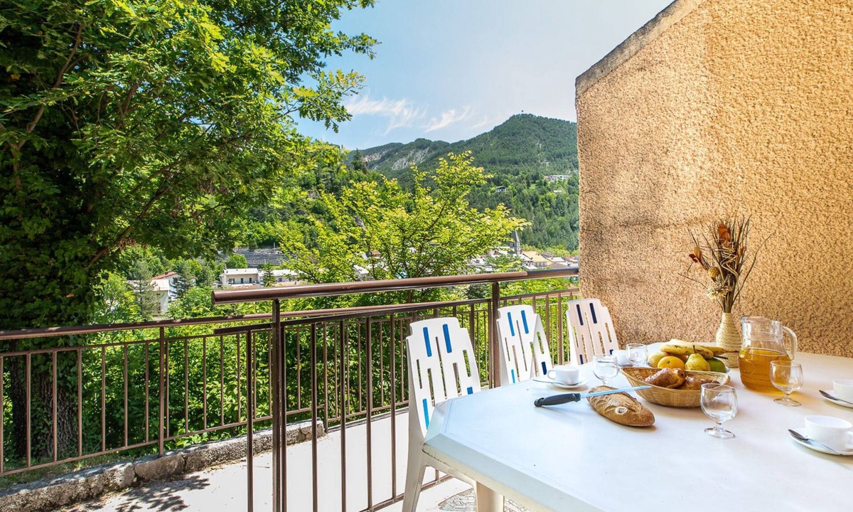 Guillaumes Condo | Cosy T4 à deux pas de Valberg ! Terrasse privé