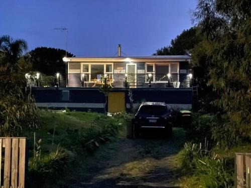 Venus Bay House | Cosy Tin Shack - Venus Bay
