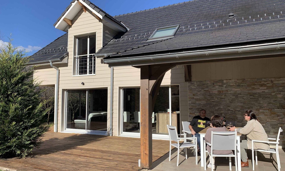 Saint-Mamet House | Cosy villa, modern comfort, air conditioning, 3 bedrooms, 3 bathrooms, garden