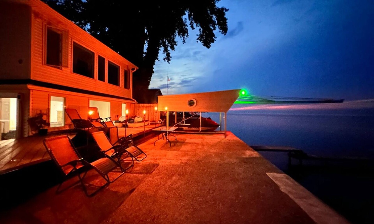 North Greece House | Cosy waterfront Property on beautiful Lake, Ontario
