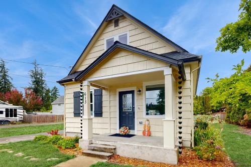 Newberg House | Cottage 1910